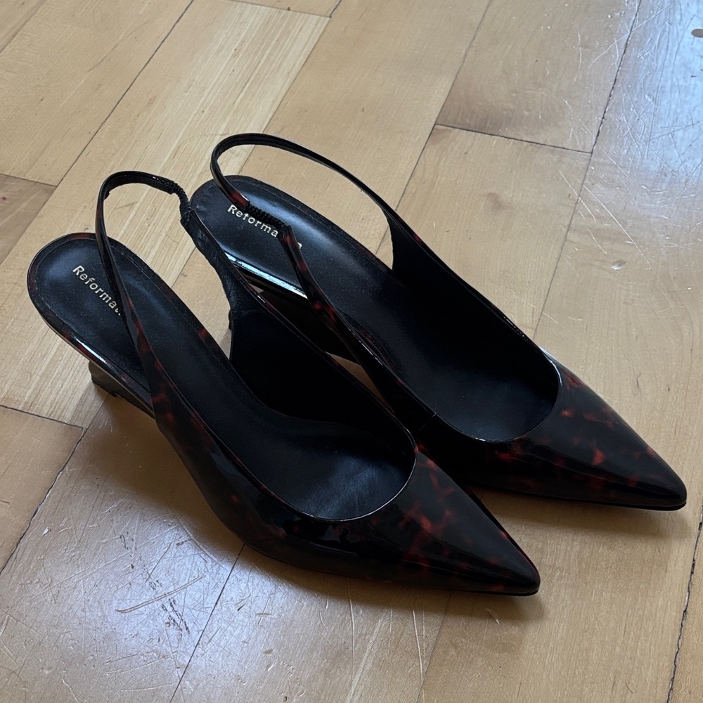 Reformation Tortoiseshell Slingback Heels